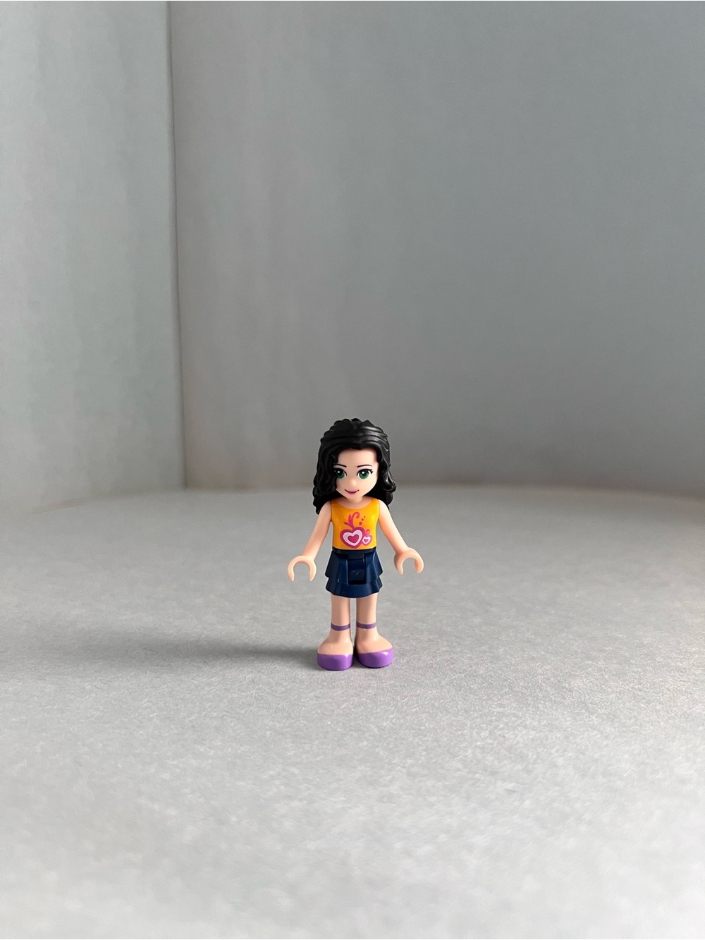LEGO Friends Emma mini-doll figure